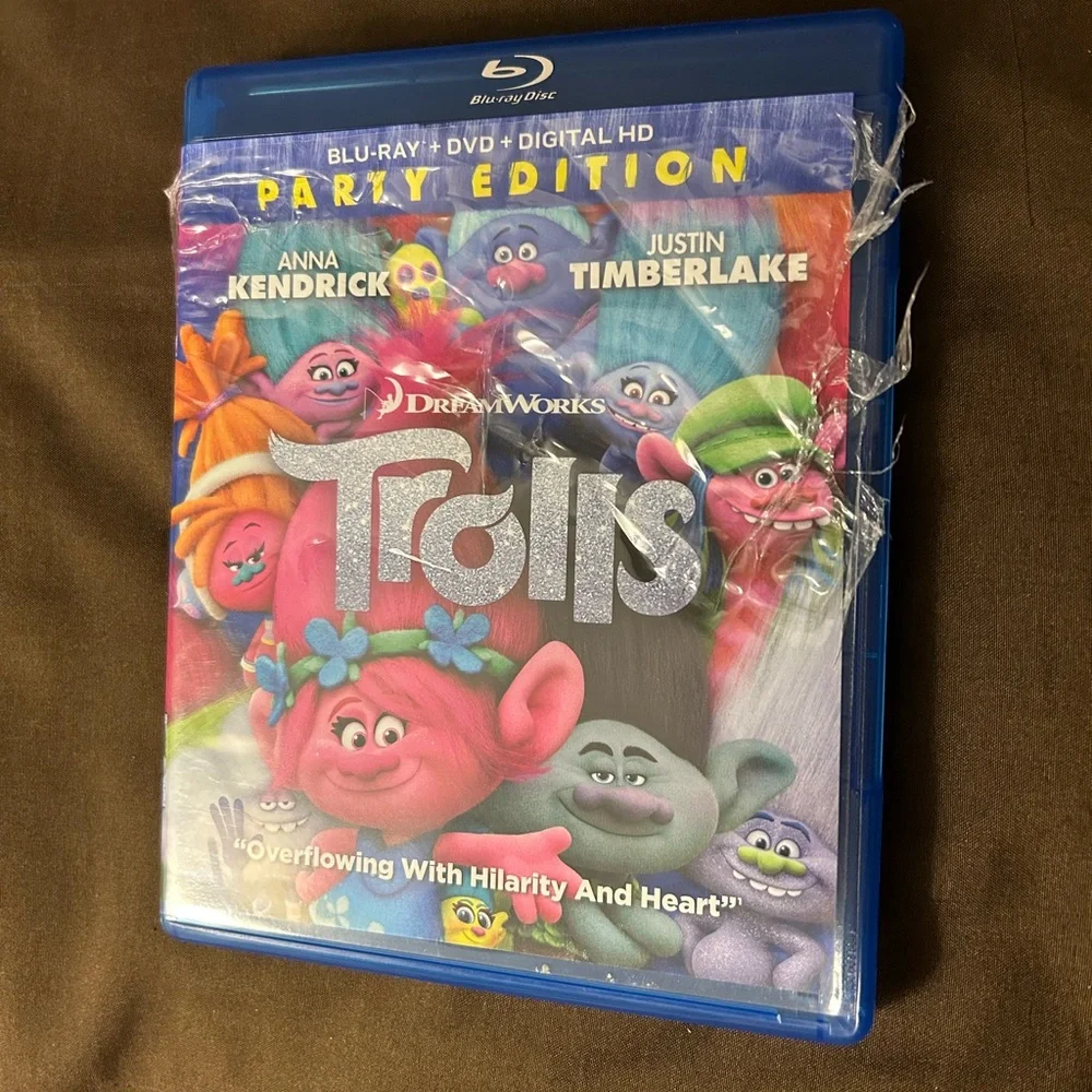 Trolls - Picture 1 of 4